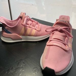 Adidas pink sneakers